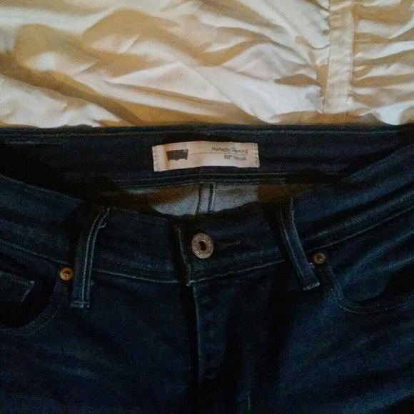 Levi's Perfectly Slimming 512 Bootcut Jean - Picture 2 of 4